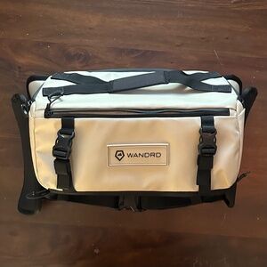 WANDRD Photography/Camera Bag - Sling 9L Large size Like New